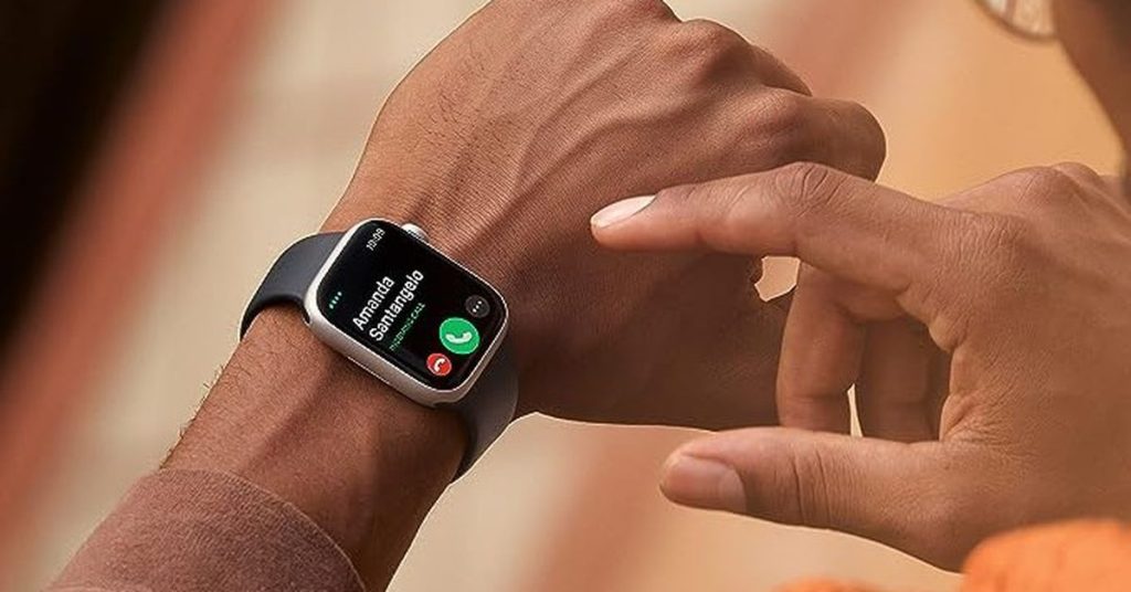 Get Almost 50 Discount On The Previous Generation Apple Watch Series 8